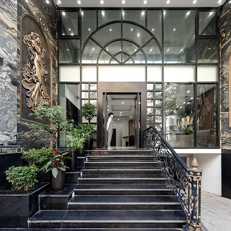 Nature Hanoi Hotel